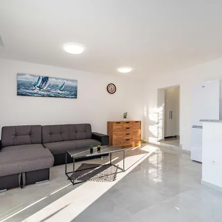 Ilux-3 By Interhome Apartamento
